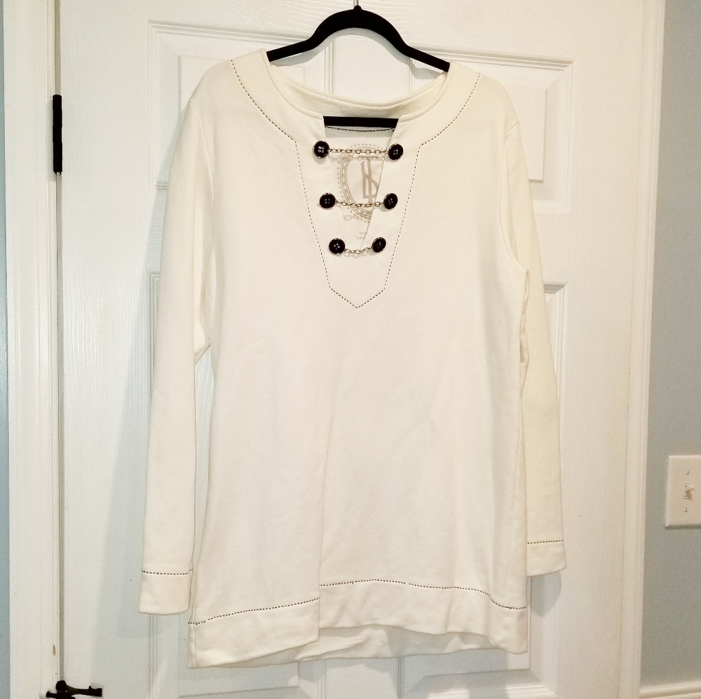 TOMMY BAHAMA white tunic shirt with chain neck
